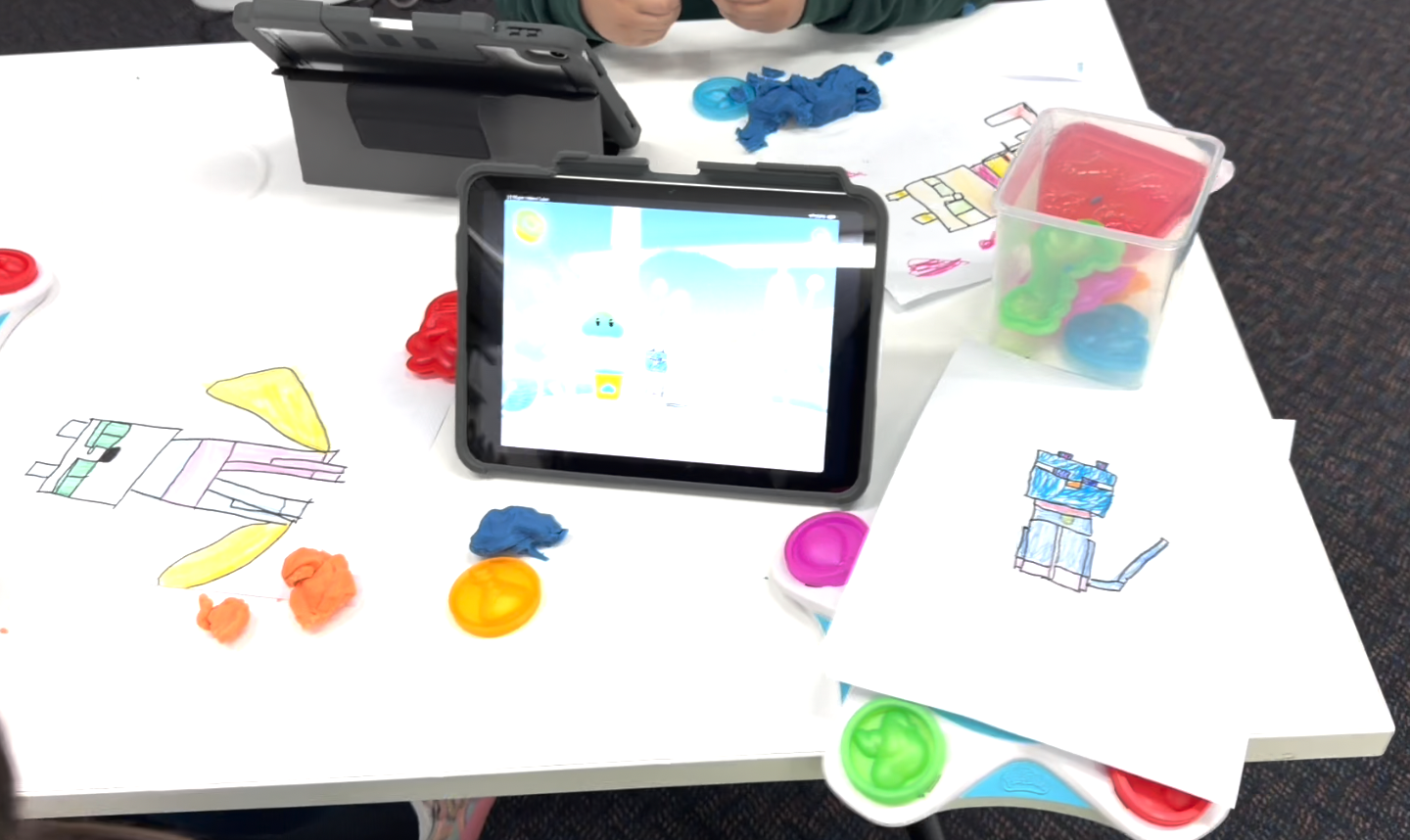 /uploaded_files/media/gallery/1781657500Playdoh Touch.png